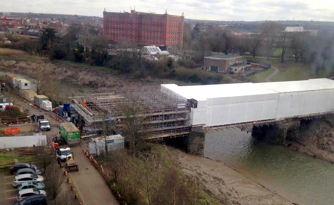 Ashton Avenue scaffolding system