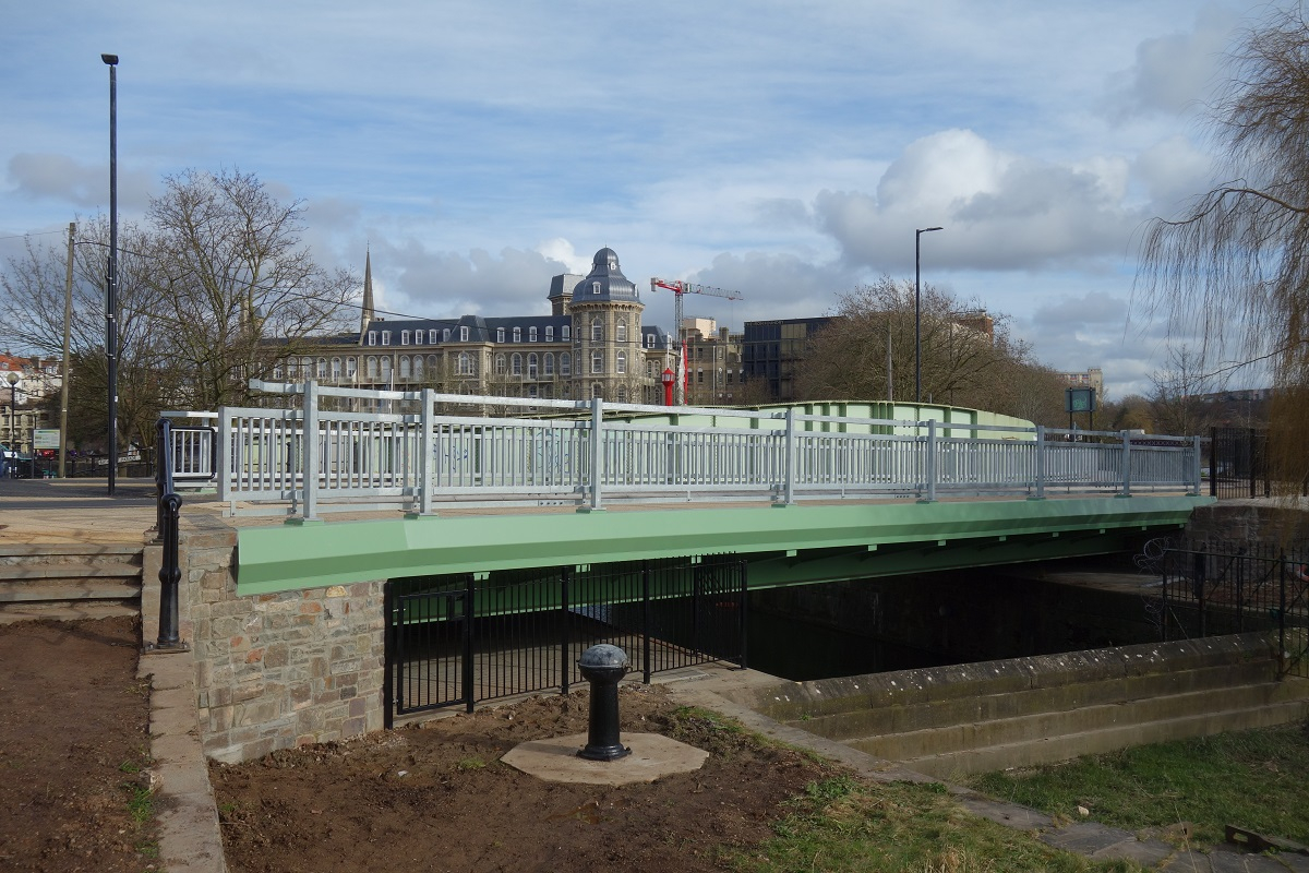 Bathurst Bridge Pic.jpg